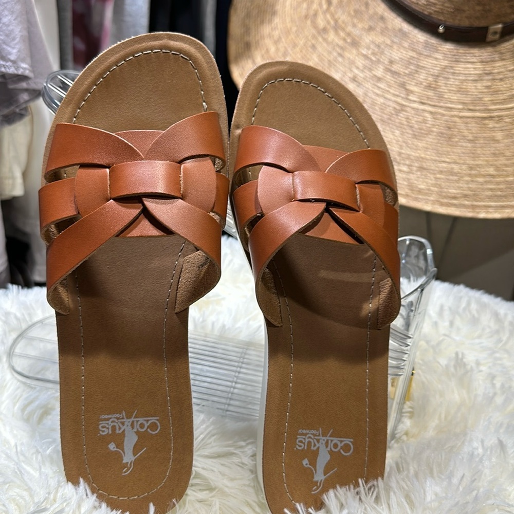 Women’s Corky’s slide sandal sz 38